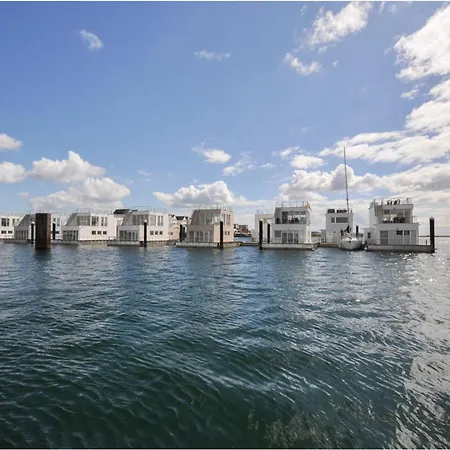 Holiday home Hausboot Olpenitz