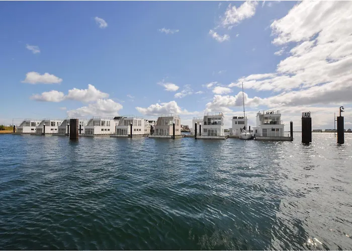 Semesterbostad Hausboot Olpenitz